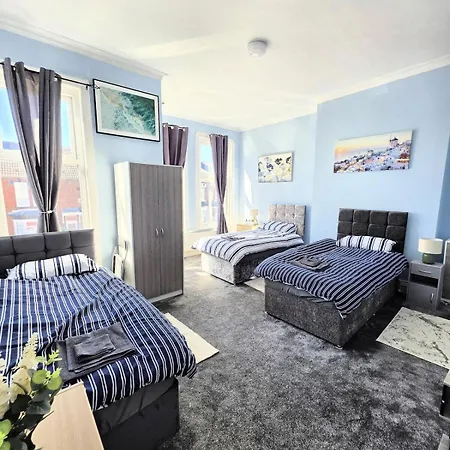 Kings Road Modern Holiday home Middlesbrough